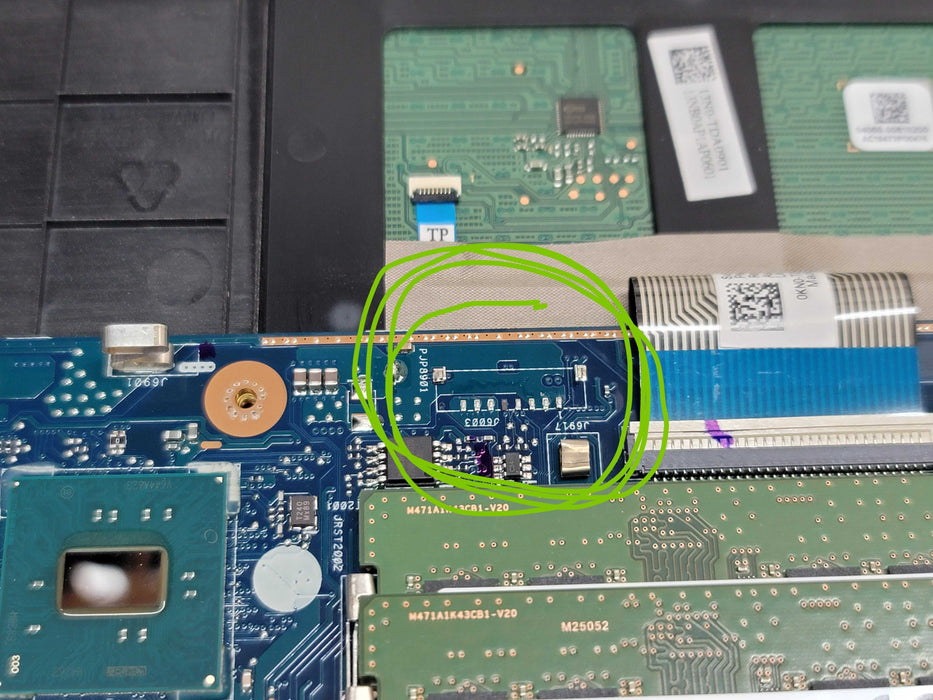 ASUS ROG GL502V i7-7700HQ @ 2.80GHz 16GB DDR4 GTX 1070 NO SSD FOR PARTS/REP β BudLap