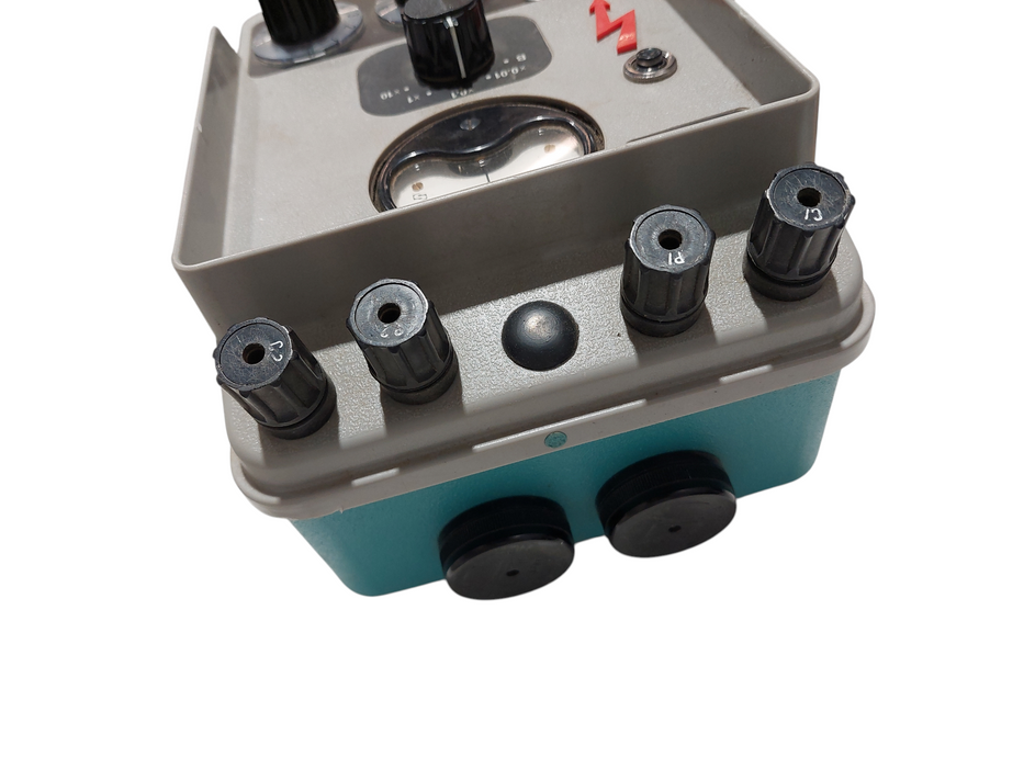 Megger Earth Tester Null Balance Made in England =