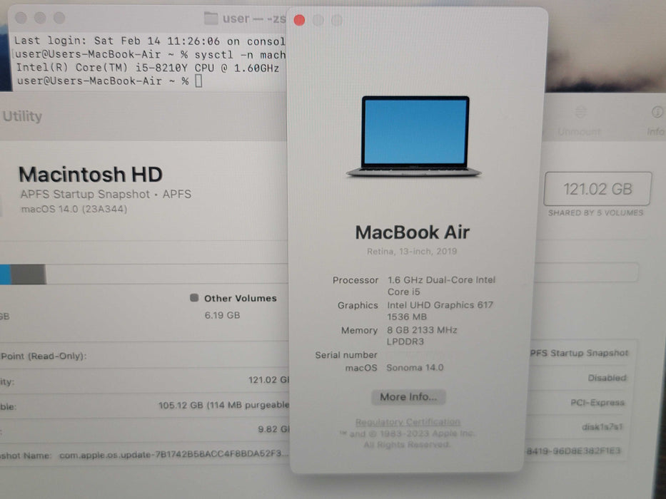 Apple Macbook Air 2019 13" 2-Core i5-8210Y @ 1.6GHz 8GB DDR3 120GB SSD (