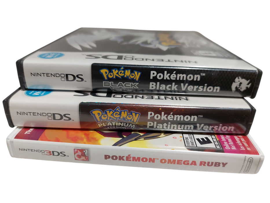 3 Nintendo DS & 3DS Game Cartridge Cases Empty with Manuals  =