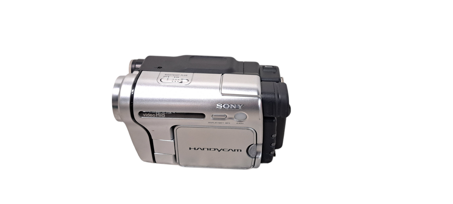 Sony Handycam CCD-TRV138 Camcorder Video Hi8 Nightshot 8mm Camera Q