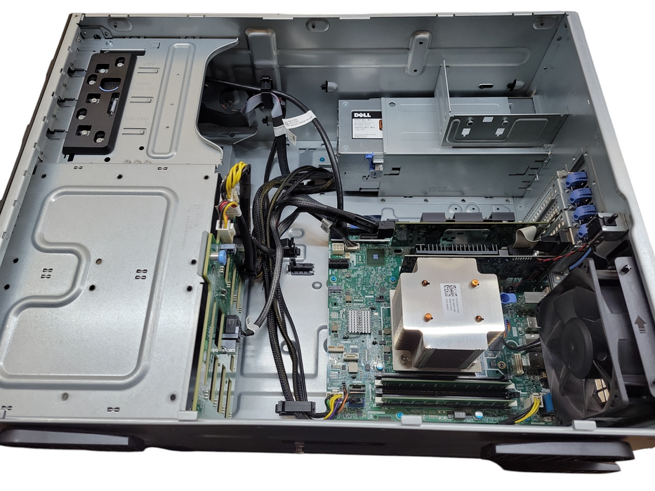 Dell PowerEdge T330 8x3.5", Xeon E3-1220v5, 16GB DDR4, H330 !