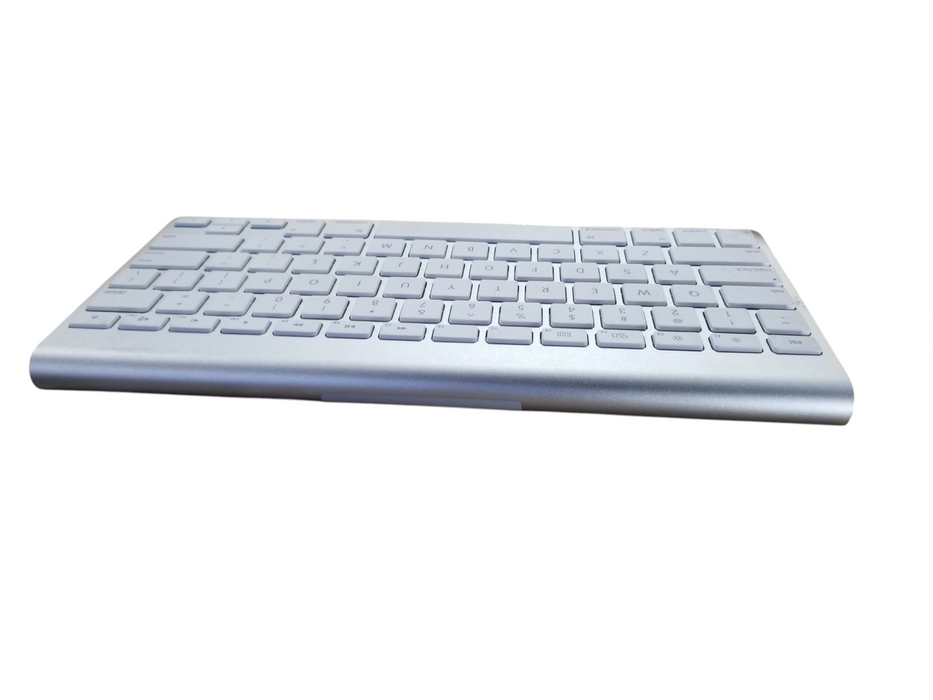 Apple A1314 Wireless Keyboard with Bluetooth  Q