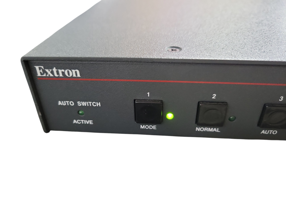 Extron SW4 VGA/Ars Series VGA and Stereo Audio Switcher  !