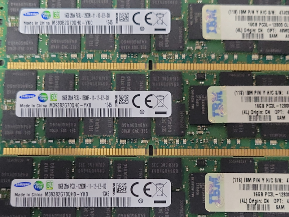 Lot of 16x Samsung 16GB 2Rx4 PC3L-12800R DDR3 Server RAMs _