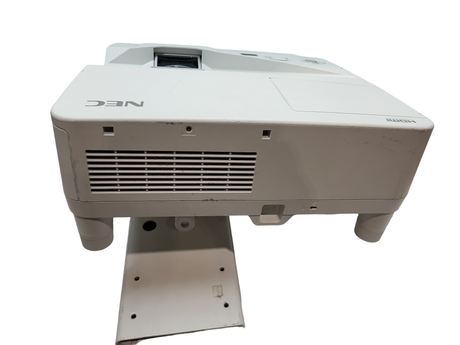 NEC UM330X - 3,300 Lumens Ultra ShortThrow XGA 3LCD HDMI Projector With Mount &