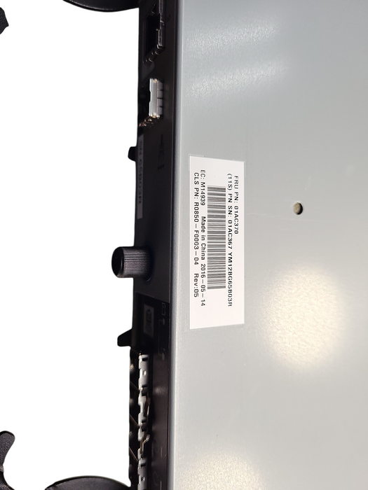 IBM Storwize V5000 w/ 2x 01AC370 Node Controller $