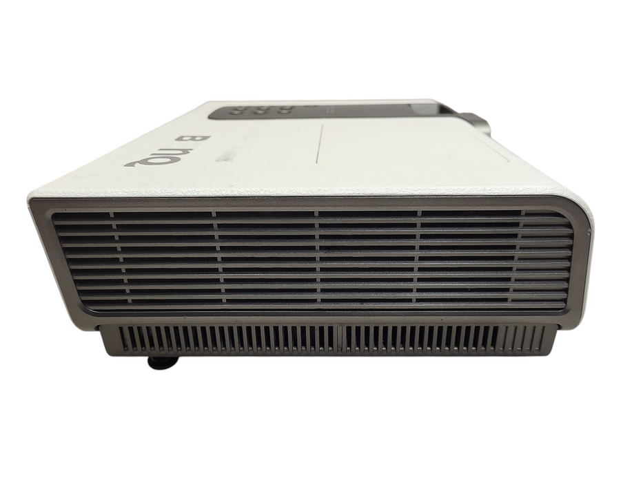 BenQ W1000 Digital Projector1080p Lamp hour: 10hrs No REMOTE $