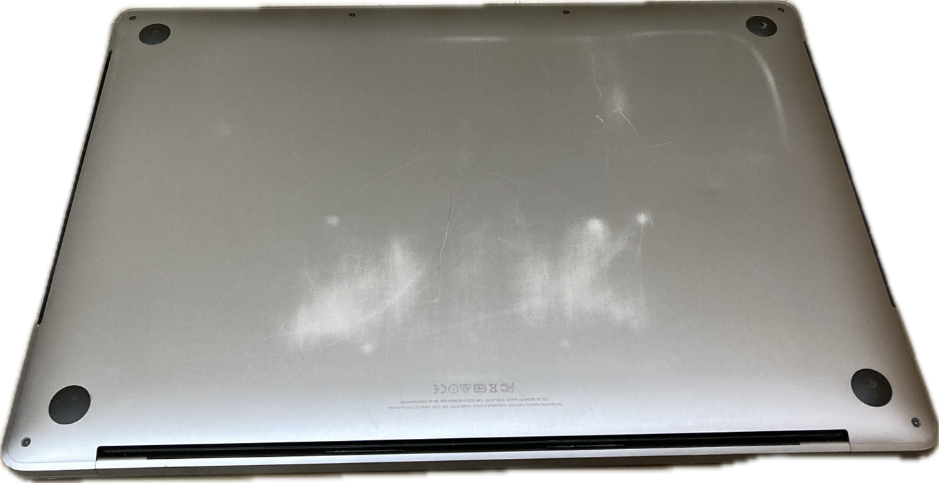 Apple MacBook Pro 15" i7-7820HQ Radeon Pro 560 4GB GPU 16GB RAM 512SSD READ