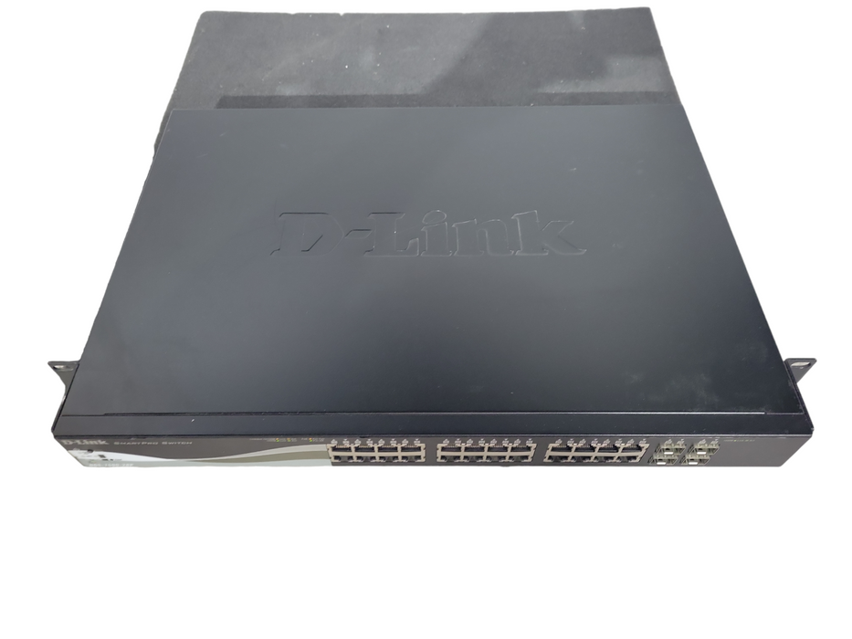 D-Link DGS-1500-28P 28-Port SmartPro PoE Switch Including 4 Gigabit SFP Ports !