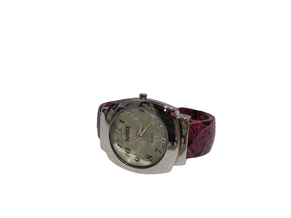 Ladies Suisse P712 Quartz Japan Movement Mother of Pearl Bangle Watch  =