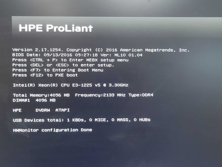 HP ProLiant ML110 Gen9 Intel Xeon E3-1225v5 3.3GHz 4GB RAM, No HDD, READ _