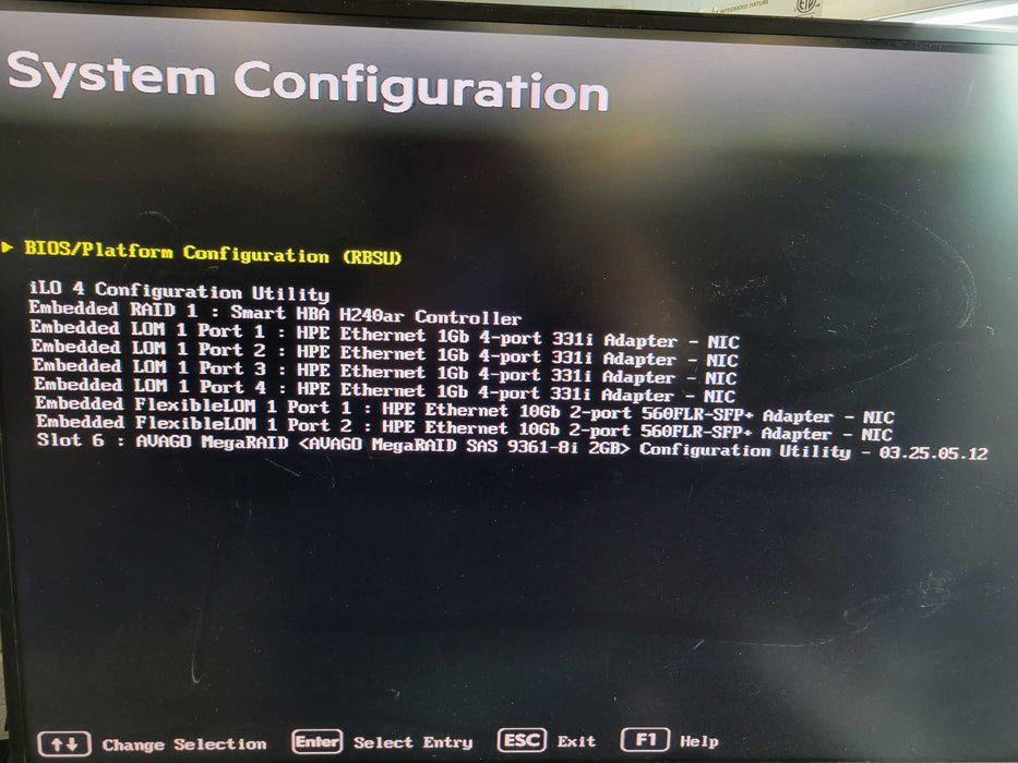 HP ProLiant DL380 Gen9 - 2x Xeon E5-2680 v4 16GB DDR4 H240ar AVAGO SAS 9361-8i 2xPSU %