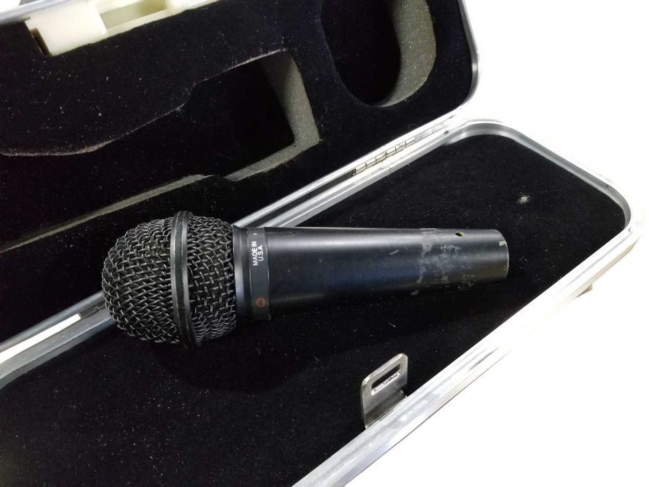 Peavey PVM 380N Microphone with Original Hard Case *READ*