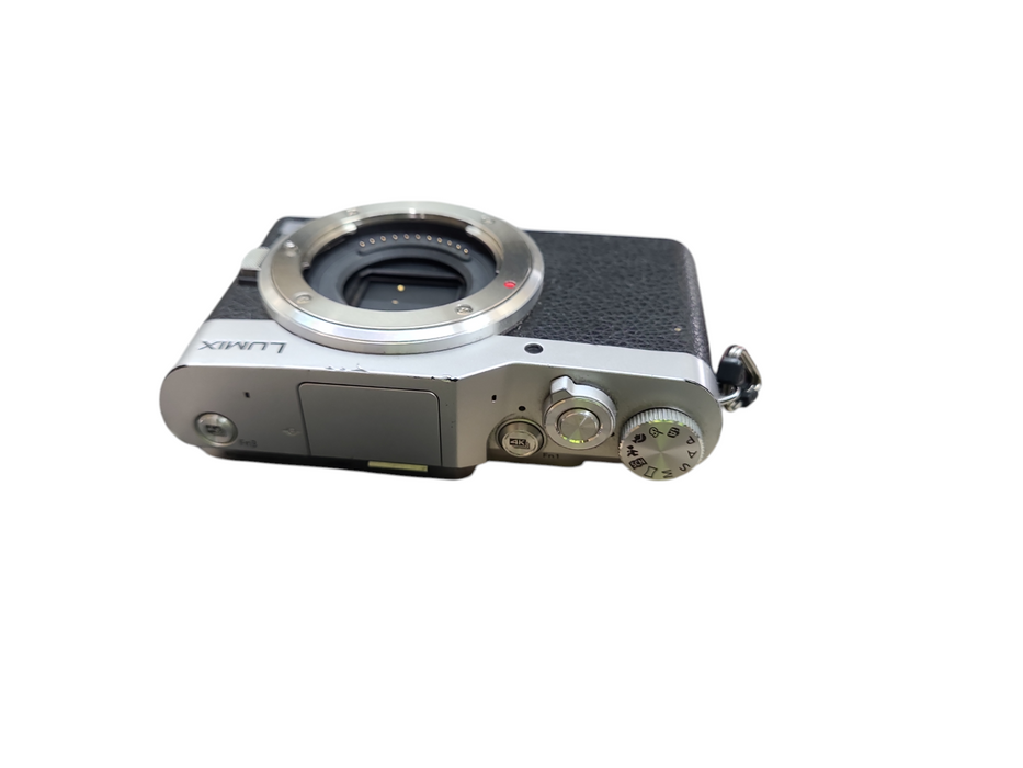 Panasonic Lumix GX-850 digital camera