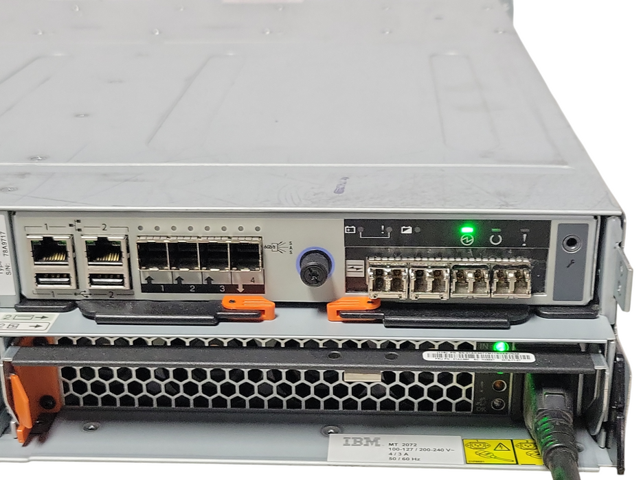 IBM Storwize V3700 00Y26,13 24 Bay Expansion Array w/ 2x 00RY382 Controller _