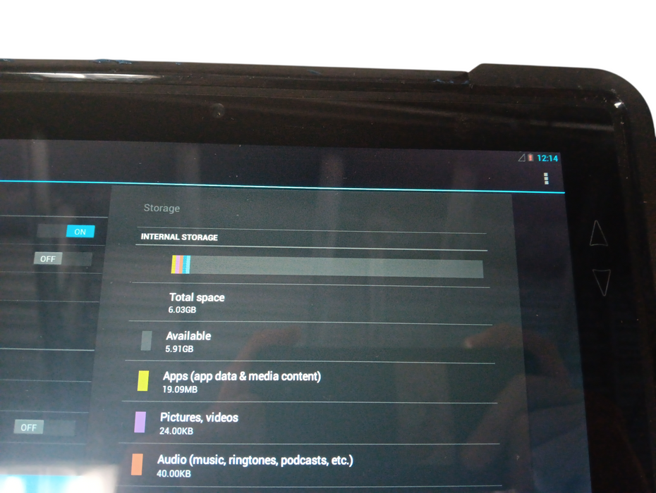 Partner Tech EM-100 Rugged Android Tablet Read