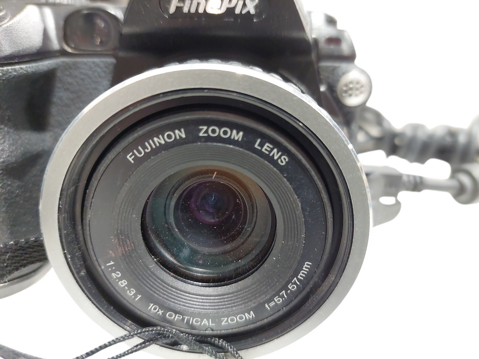 FinePix FujiFilm S5000 Digital Camera Fujinon Zoom Lens 1:2.8-3.1   =
