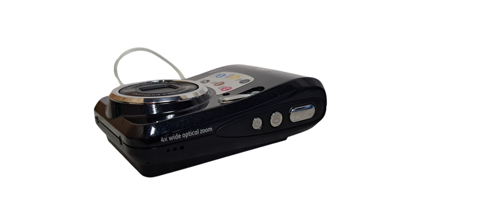 General Imaging T144 (14.1 MP) Camera