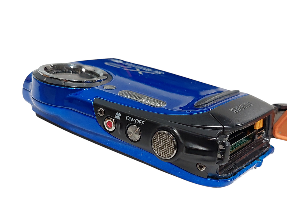 FujiFilm XP 10M/33ft Waterproof 1.5M/5ft Shockproof Model: FinePix XP70  =
