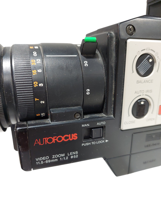 RCA VHS Camcorder Solid State MOS Image Sensor Model: CMR300 =