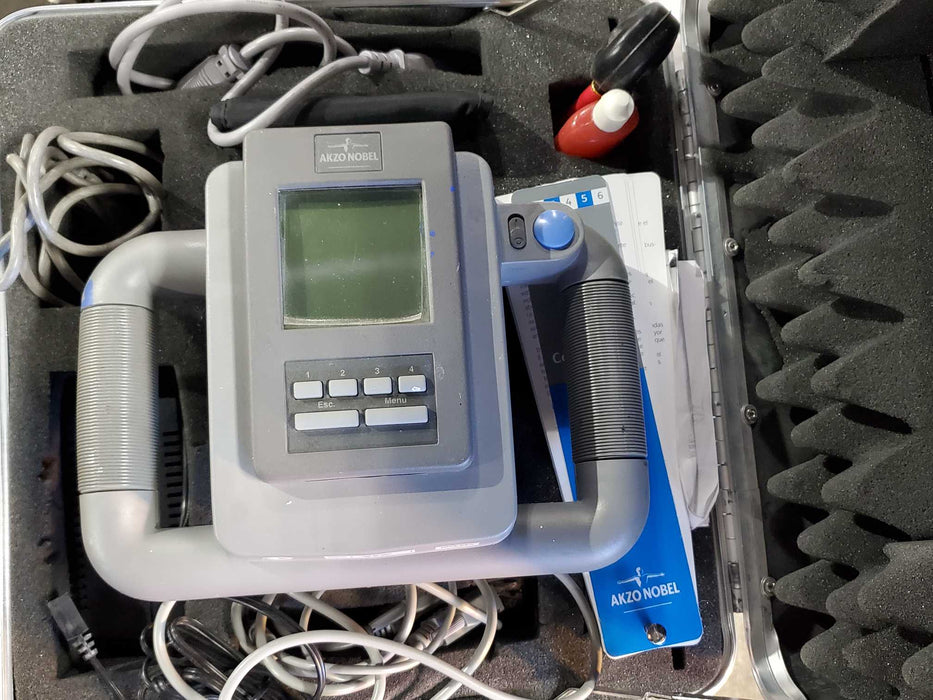 Akzonobel spectrophotometer G630 G6-30 with box read
