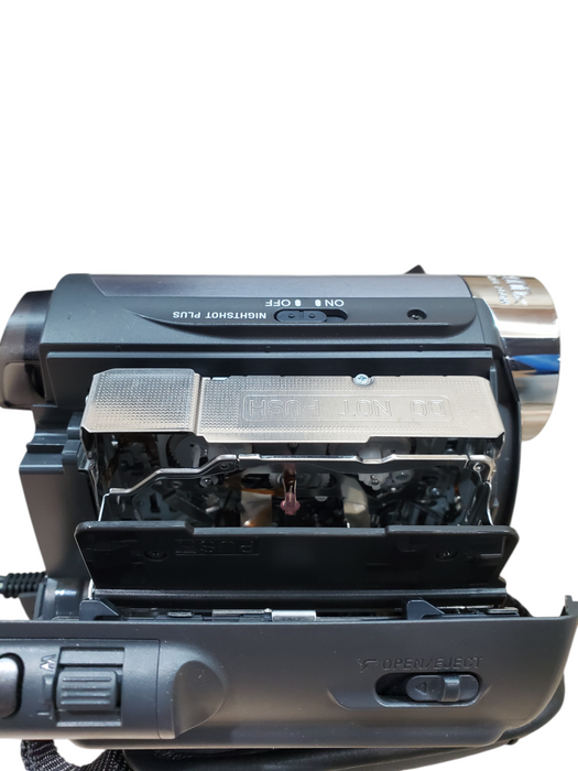 Sony DCR-HC48 MiniDV HandyCam Camcorder - No Battery