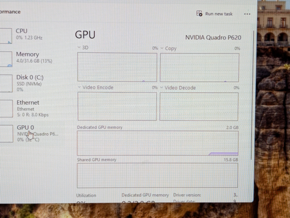 Lenovo ThinkStation P520 Intel Xeon W-2123 32GB RAM 512GB NVMe SSD  -