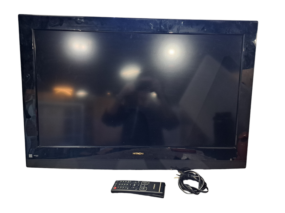 Hitachi LCD HDTV L32A104  32" TV