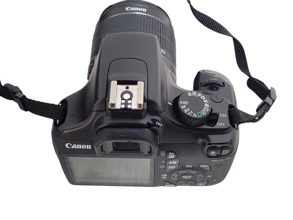 Canon EOS Rebel T3 w/ EFS 18-55mm image stabilizer, READ _