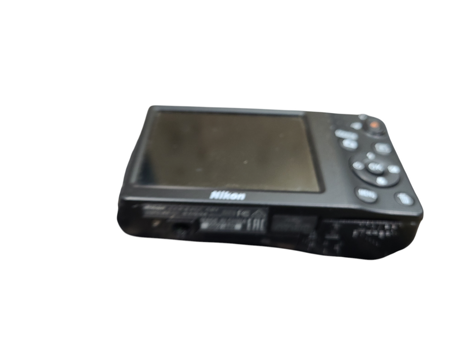 Nikon COOLPIX A10 16.1MP Digital Camera