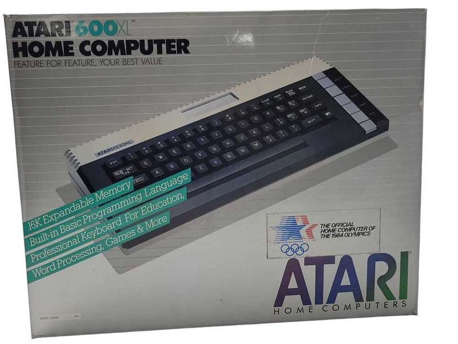 Atari 600XL Vintage Home Computer in box _