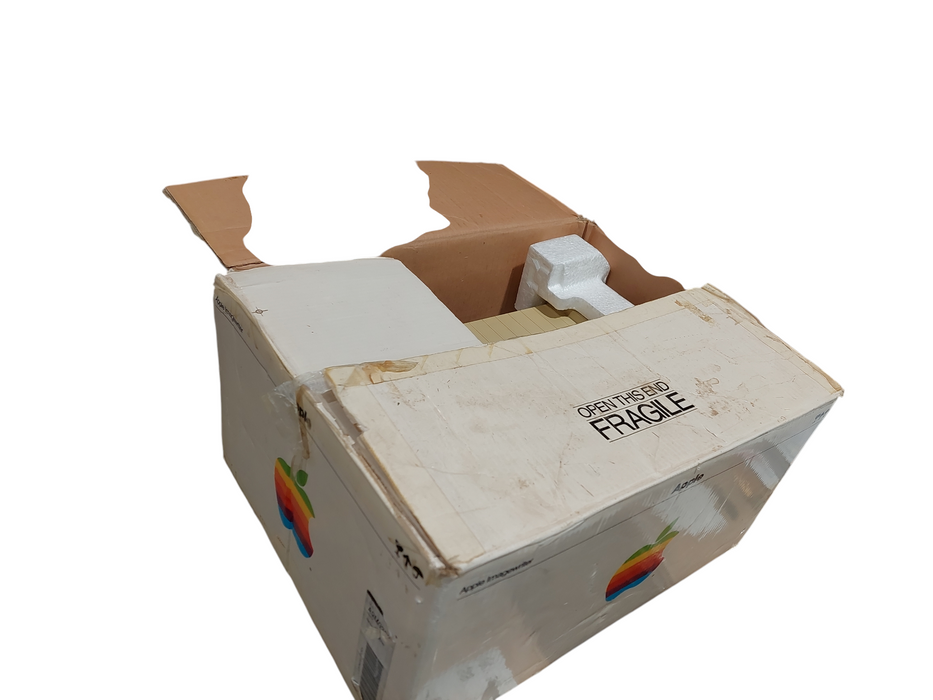 Vintage Apple Bundle of PowerMacintosh PC 7600/132 & Printer Model: A9M0303 =