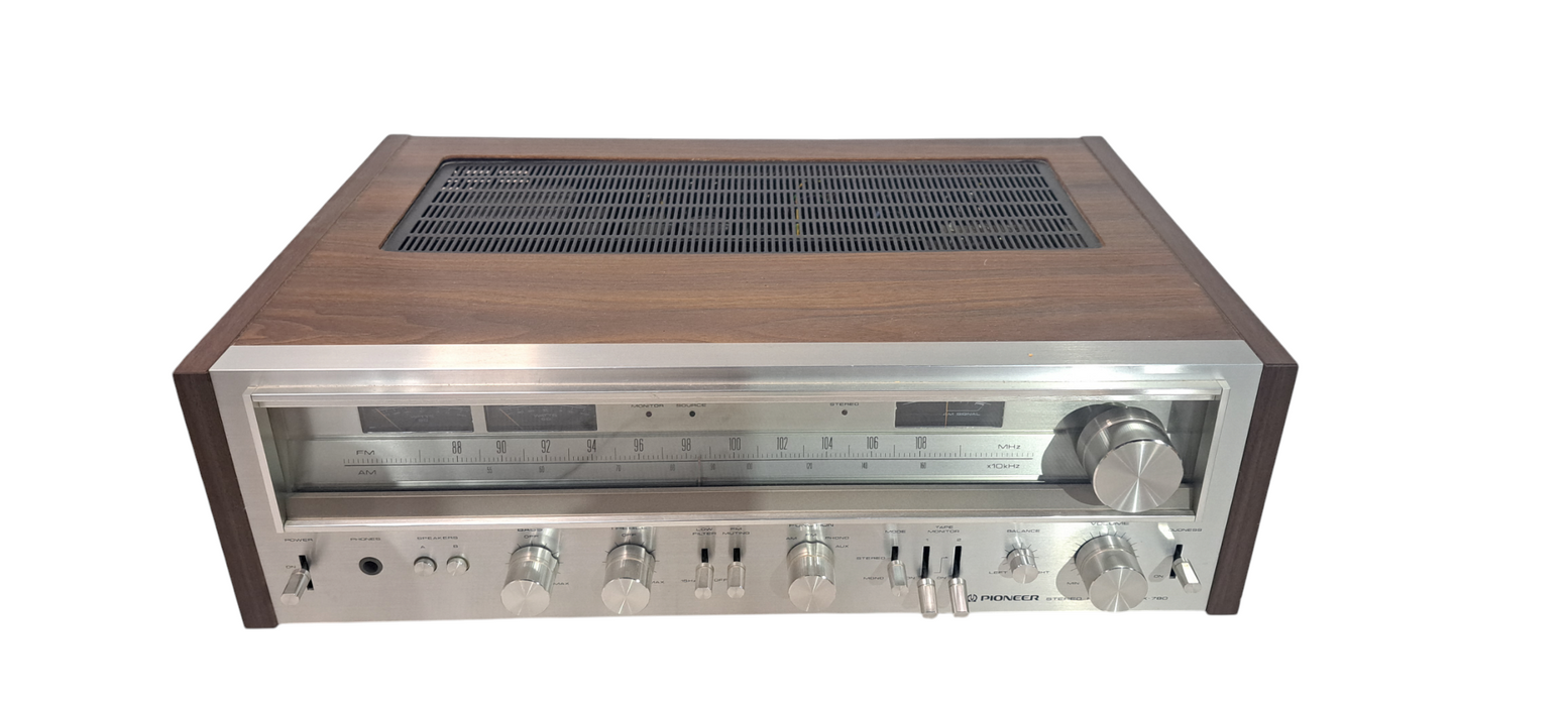 Pioneer SX-780 Vintage AM/FM Stereo Receiver | READ