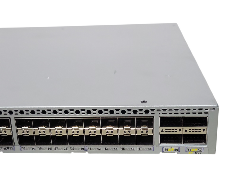 Brocade/Extreme BR-VDX6740-48-F 48x 10GbE SFP+ + 4x 40Gb QSFP+ Switch _