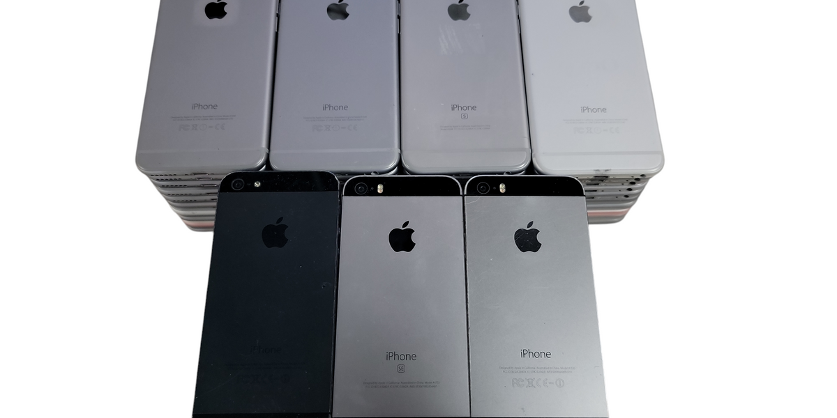 Lot of 70x Apple iPhone's [6 / 6S / 5 / 5S / SE | Untested