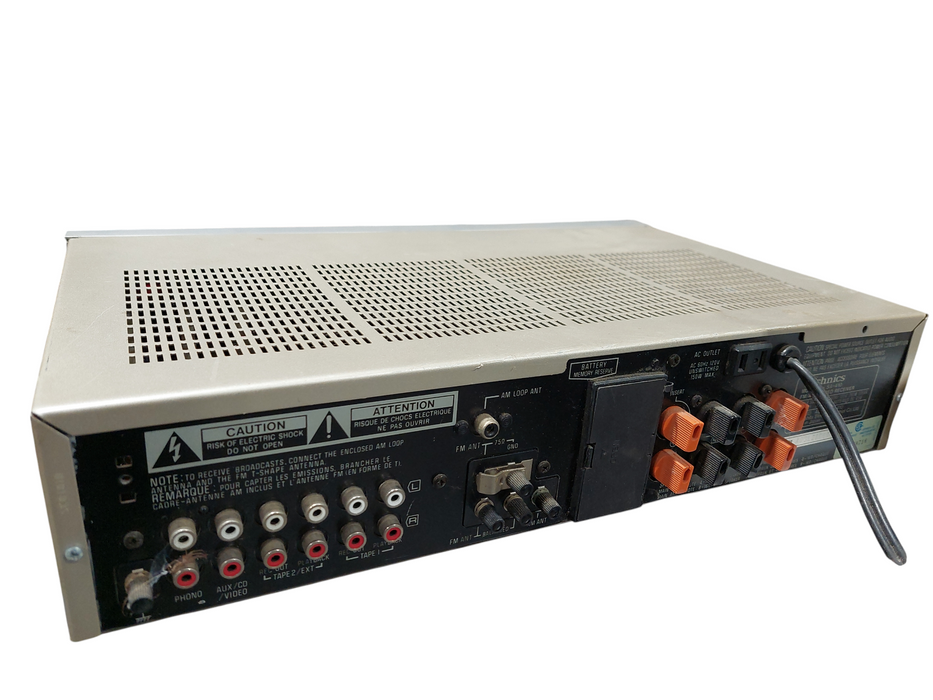 Technics Quarts Synthesizer Model: SA-410 FM/AM Stereo Receiver  =