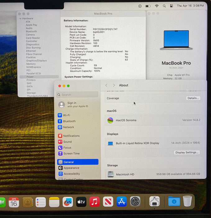 Apple MacBook Pro  14 ' 2021 M1 Pro 32GB RAM 1TB SSD No Power Adapter