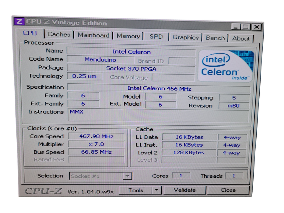 eMachines etower|466is - Celron 466Mhz 128MB SDRAM 4.3GB HDD %