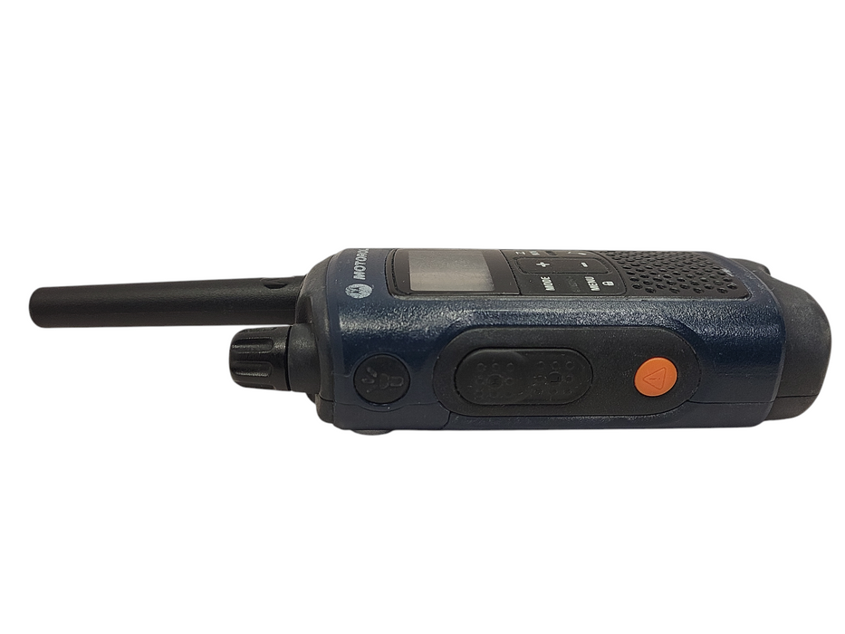 Motorola Talkabout T460 Rechargeable Two-Way Radio Q$