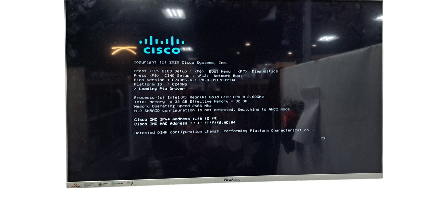 Cisco UCS C240M5 2x Xeon Gold-6132 CPU|32GB DDR4|CISCO 12GMR|2x1050W PSU