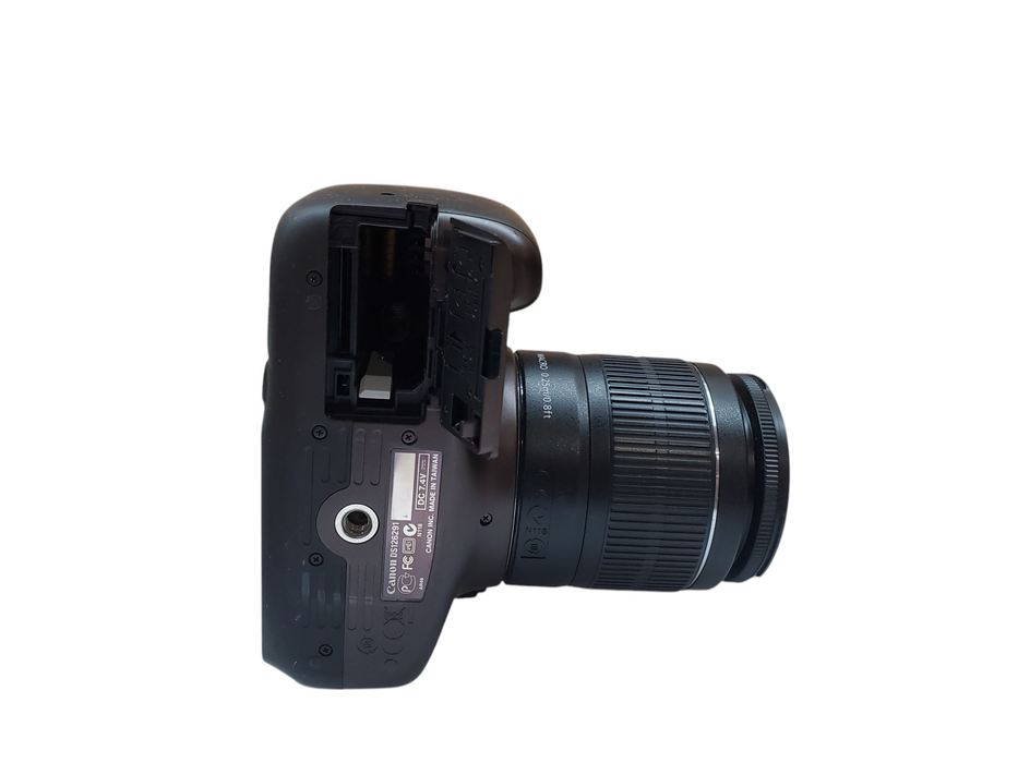 Canon EOS Rebel T3 DSLR Camera w/ 18-55mm Lens - No Battery