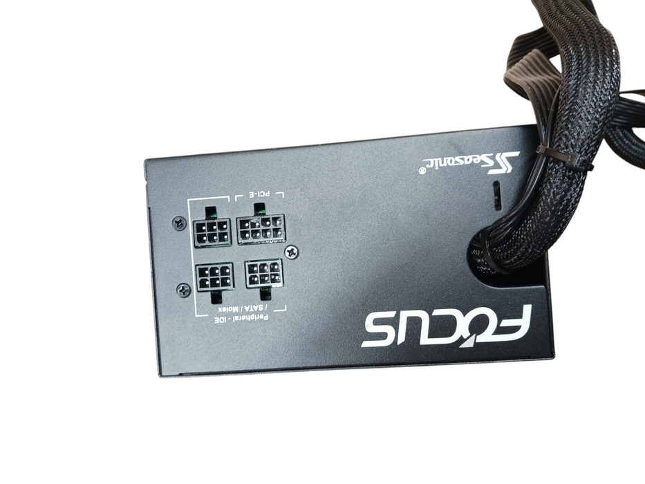 Seasonic FOCUS 750W ATX 80+ Gold GM-750 SSR-750FM Semi-Modular Power Supply
