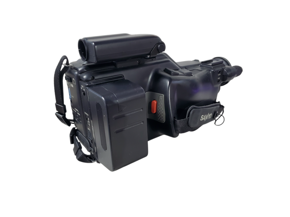 SANYO VM-D44 Video Recorder with Carrying Bag Power Supply Cables
