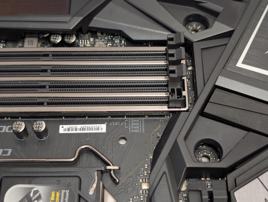 MSI MEG Z390 GODLIKE Motherboard Please READ -