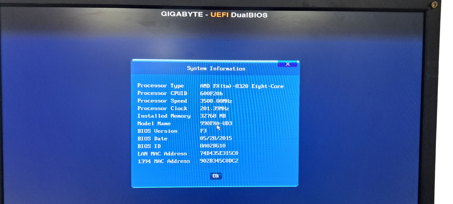 Gigabyte 990FXA-UD3 ATX Motherboard W/ 32GB RAM & AMD FX(tm)-8320