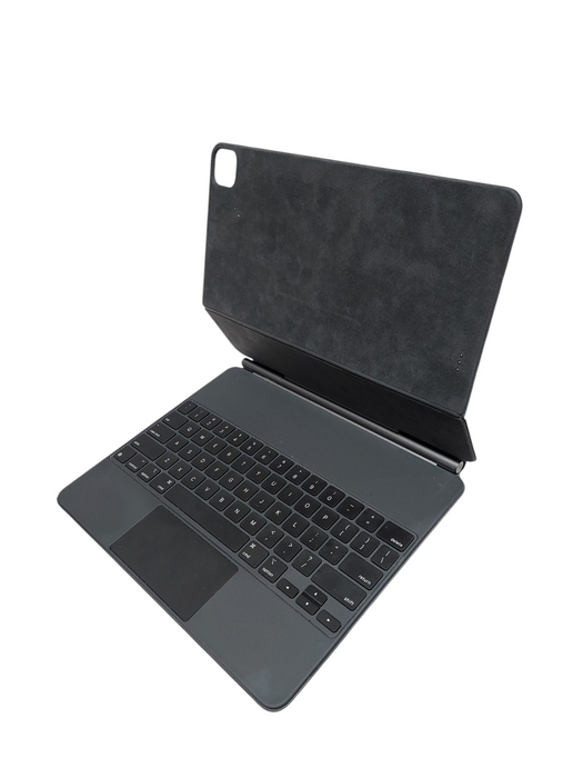 Apple Model: A2480 Magic Keyboard for iPad Pro (12.9 Inch) Q