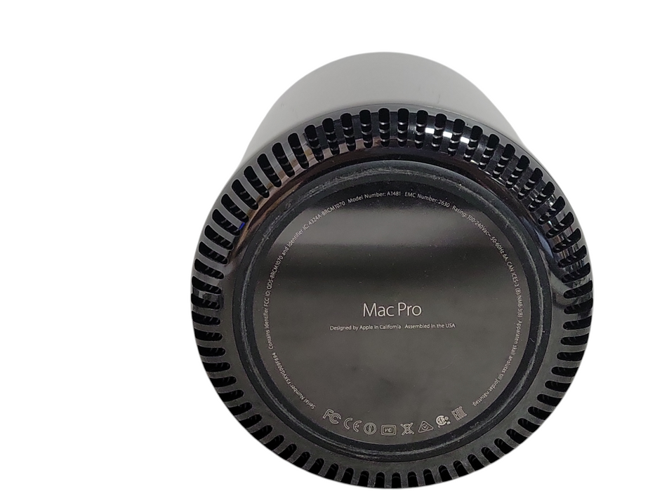 Apple Mac Pro Late 2013, Xeon E5-1650v2 3.5 GHz 6 Core, 16GB RAM, 128GB SSD _