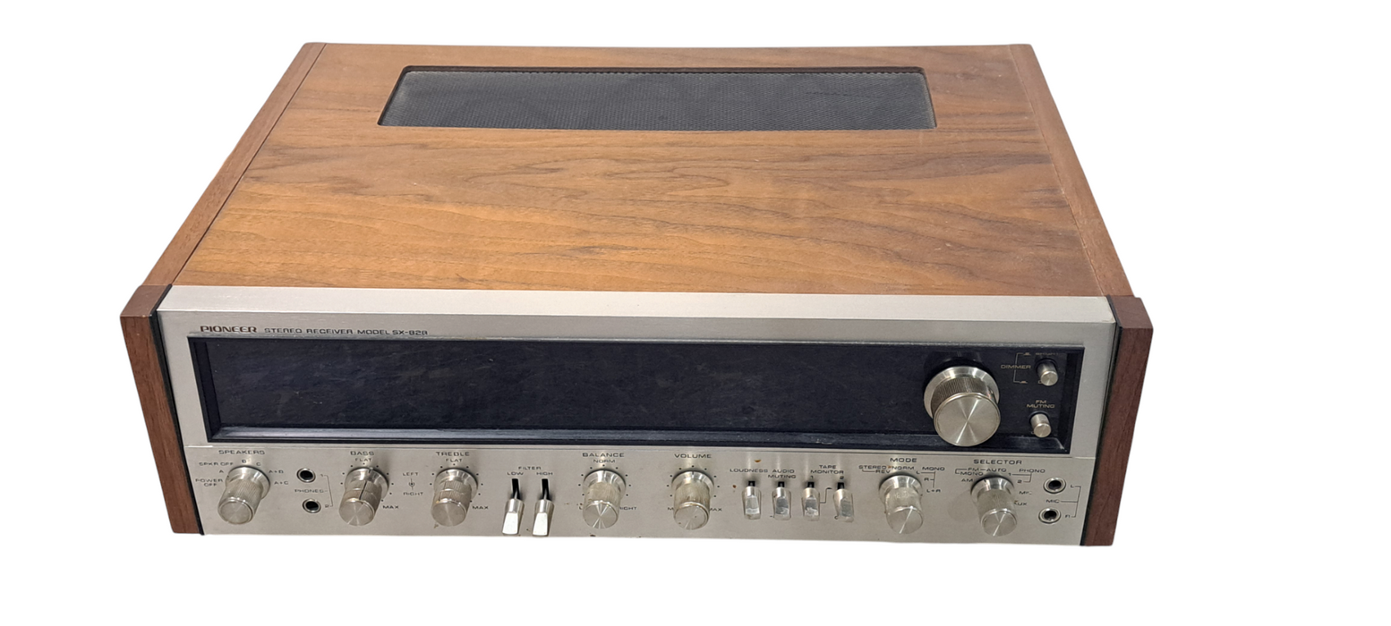 Vintage Pioneer SX-828 AM/FM Stereo Receiver | READ Q