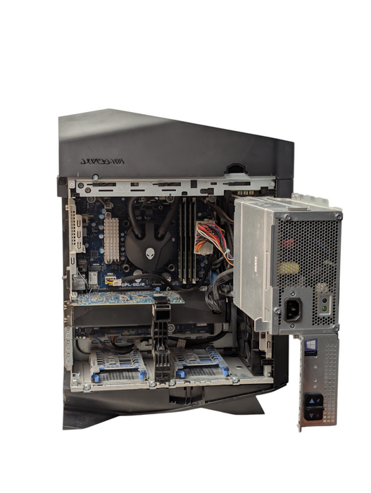 DELL Alienware Aurora R8 Gaming PC Intel Core i7-8700 32GB RAM 1TB NVMe SSD -